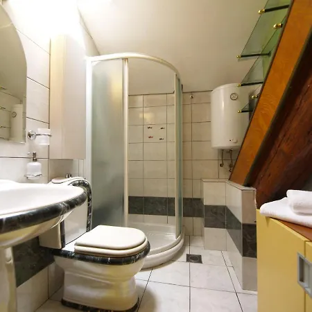 Famous Promenade Riva Apartment *