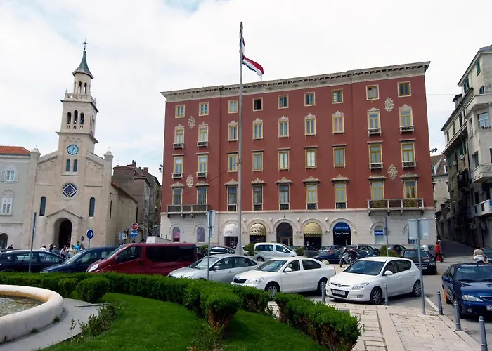 Famous Promenade Riva Split